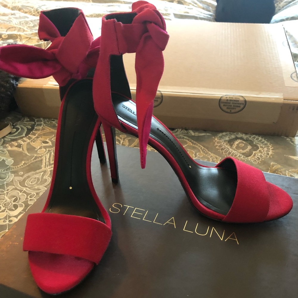 Stella Luna ankle strap sandal